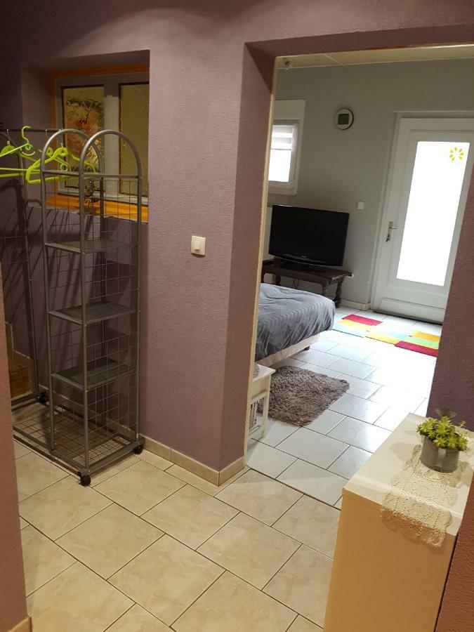 Ferienwohnung Chez Violette Destry Exterior foto