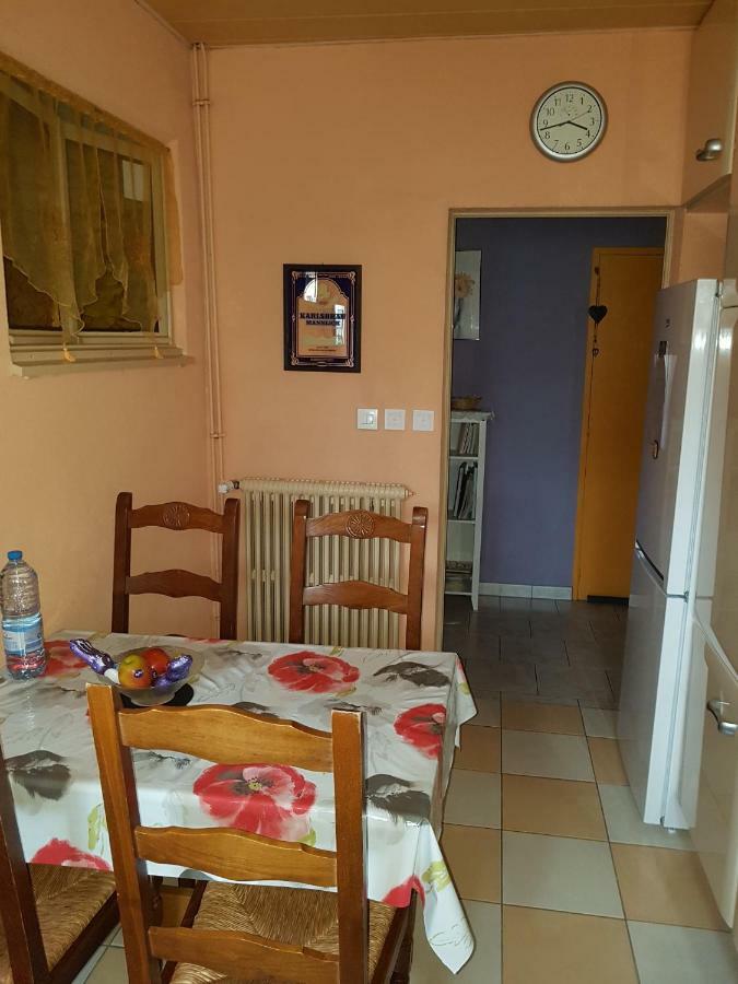 Ferienwohnung Chez Violette Destry Exterior foto