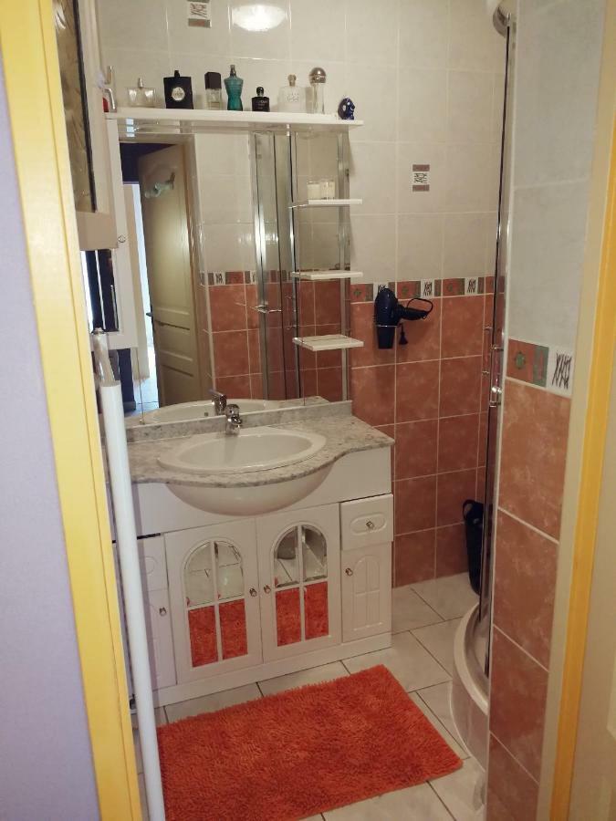 Ferienwohnung Chez Violette Destry Exterior foto